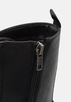 Pier One Veterboots - Black -Schoen Verkoop 039c123f8b4b4151b8d0bff251574ade