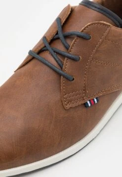 Pier One Sportieve Veterschoenen - Cognac/White -Schoen Verkoop 0c2e6eb37336427d88e64335d52c7be6