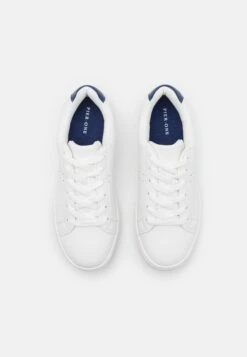 Pier One Unisex - Sneakers Laag - White -Schoen Verkoop 123a37554cf74c7eb7c6ccf94f7ecb07
