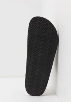 Pier One Unisex - Pantoffels - Brown -Schoen Verkoop 23e143c048ee4fd8b5e22a3556ccfbfb