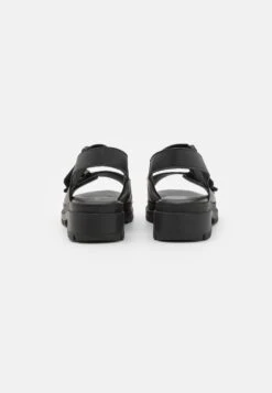 Pier One Leather- Sandalen - Black 11 Pier One Leather- Sandalen - Black -Schoen Verkoop 304612a39f3546b0ab5f9f6ec58ea932