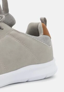 Pier One Sneakers Laag - Light Grey -Schoen Verkoop 352a51dd935a42d4b948d56413b28ca7