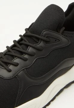 Pier One Unisex - Sneakers Laag - Black/White -Schoen Verkoop 383be7e17d7b4e6fb1f7aa6c378ae4ea