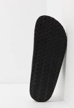 Pier One Unisex - Pantoffels - Black -Schoen Verkoop 4a735c24e60449a29969a0148d036b07