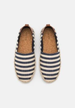 Pier One Unisex - Espadrilles - Dark Blue/White 11 Pier One Unisex - Espadrilles - Dark Blue/White -Schoen Verkoop 656fb98ccb7640ac939ccc145e729a86