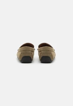 Pier One Unisex - Mocassins - Olive -Schoen Verkoop 83d1f5a6a06847da9775750cb73a9d57
