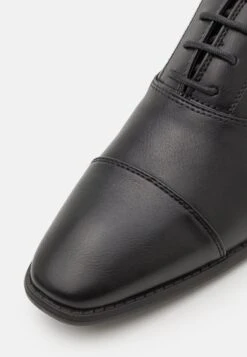 Pier One Unisex - Sportieve Veterschoenen - Black 13 Pier One Unisex - Sportieve Veterschoenen - Black -Schoen Verkoop 8eed937176a24183863e83a88f477893