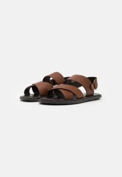 Pier One Unisex - Sandalen - Cognac -Schoen Verkoop 93d59b6c78964396a0134fb24776a5f7