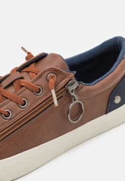 Pier One Unisex - Sneakers Laag - Cognac -Schoen Verkoop a71d3c18ca7a432ea8b51be2bf35ac80