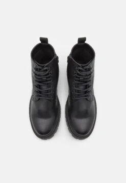 Pier One Unisex - Veterboots - Black -Schoen Verkoop be294022a8fa4b439a852bd7c70d8bb6