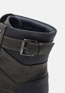 Pier One Veterboots - Grey -Schoen Verkoop cca67c30d97941fbbd50631cf7255862