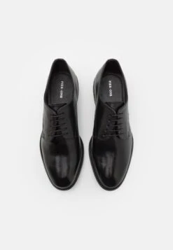 Pier One Leather - Veterschoenen - Black -Schoen Verkoop d329b480fd9647fcb02de0ad52e20a04