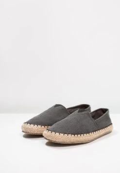 Pier One Espadrilles - Grey -Schoen Verkoop d3f6d93cf6a84c038fa1e85511b70aa4