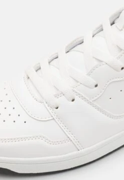 Pier One Sneakers Hoog - White -Schoen Verkoop d92dbfafcd0845868bafc96ae8ec8083