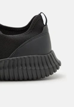 Pier One Sneakers Laag - Black 13 Pier One Sneakers Laag - Black -Schoen Verkoop da21a0204b9943a1b0a5be03e6d2430f