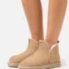 Pier One Leather- Pantoffels - Beige -Schoen Verkoop edd5ddb713024d8a8bc650cf63b6813c